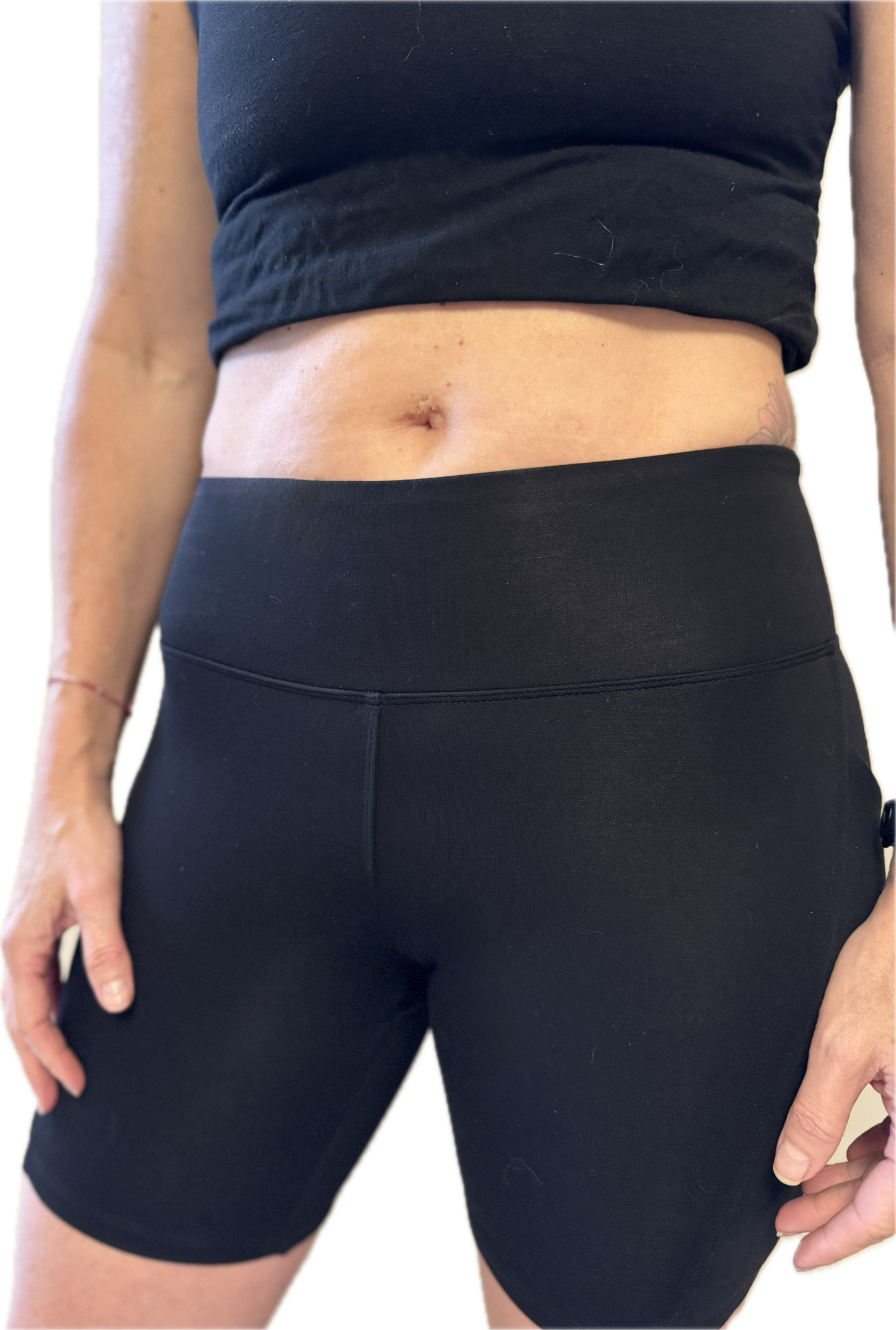 Cooling Lite Classic Mid-High-Rise Biker Short with Pockets