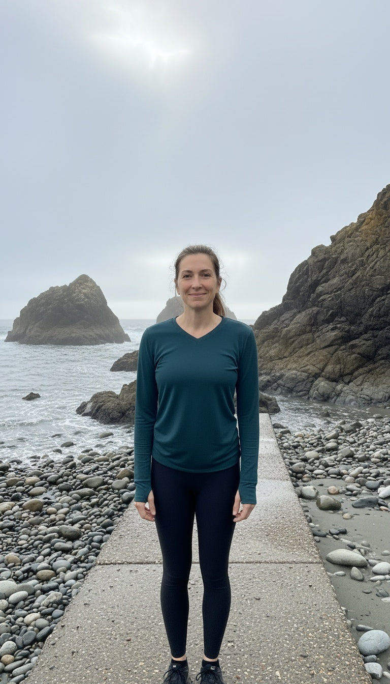 Bamboo Performance Long Sleeve w Thumbholes- Women's